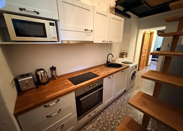 Loft In Old Town شقة *